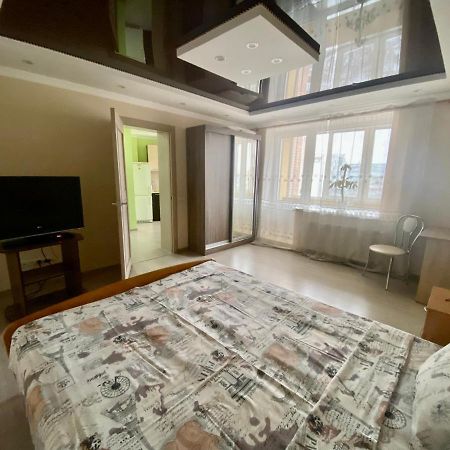 Apartment On Khreshchatyk 200 Center Cherkasy Exterior photo